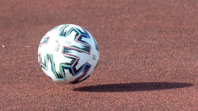 些球迷感到 些球迷感到